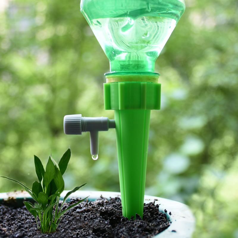 Sistema de riego por goteo aut - Root Watering Spike reseña y precio